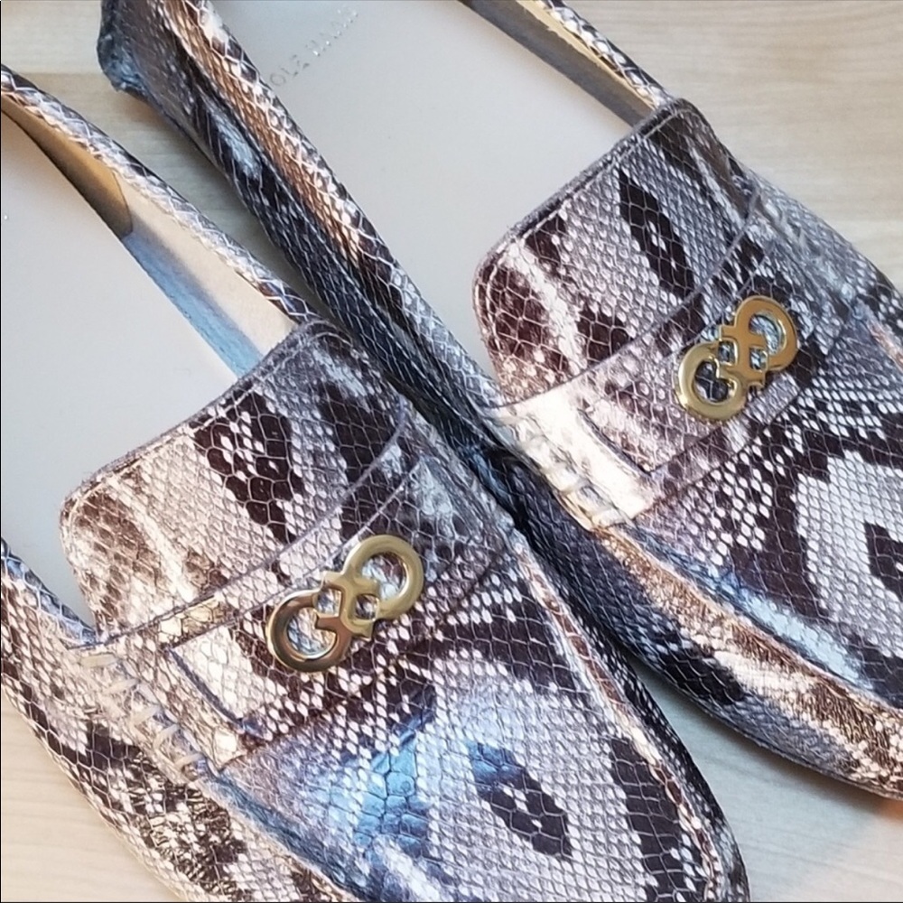 COLE HAAN SNAKESKIN DRIVING MOCCASINS size 9B